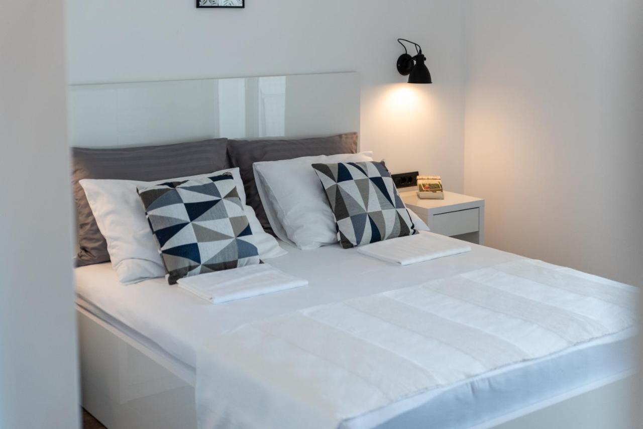 Maslina Apartments Крвавица Экстерьер фото