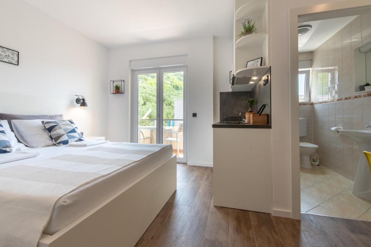Maslina Apartments Крвавица Экстерьер фото