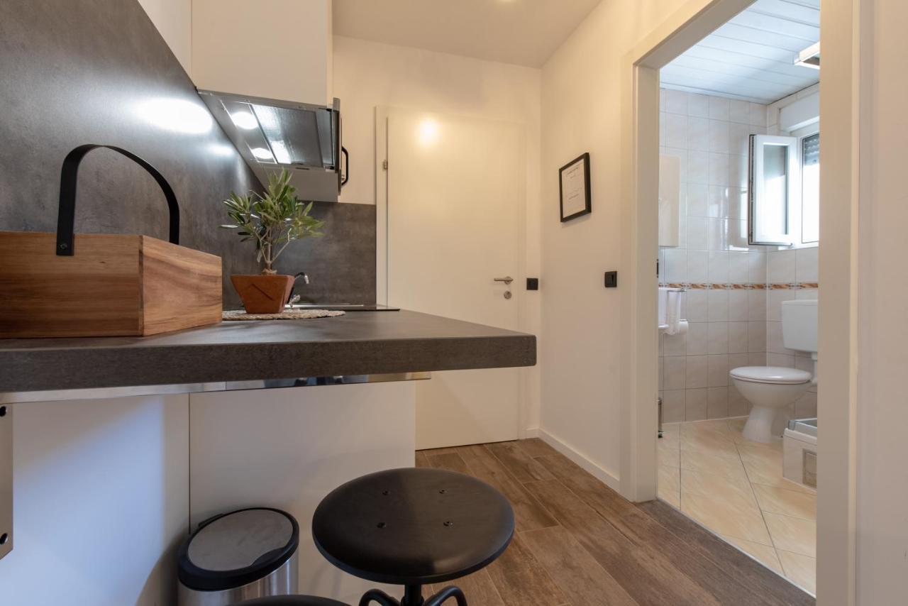 Maslina Apartments Крвавица Экстерьер фото